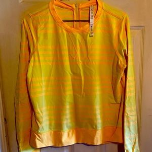 Lulu lemon 🍋 yellow long sleeve top size 6